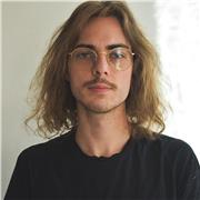 Offro ripetizioni Online o in presenza sul territorio Ferrarese. Come designer ho a cuore la formazione e la sensibilità